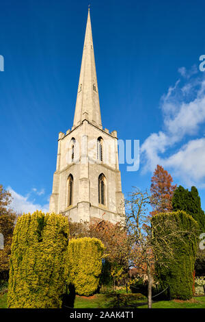 Resti di St Andrews e il suo Giardino della Rimembranza, Deansway, Worcester, Worcestershire Foto Stock