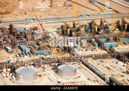 Un nuovissimo tar sands impianto essendo costruito vicino a Fort McMurray. Foto Stock