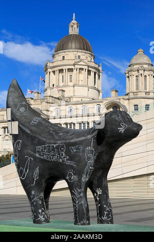 Super Lambanana scultura, George's Parade, Liverpool, in Inghilterra, Regno Unito Foto Stock