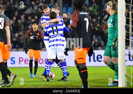 DOETINCHEM, De Vijverberg, 22-11-2019, calcio, olandese Keuken Kampioen Divisie, de Graafschap - Jong PSV, de Graafschap player Ted van de Pavert celebra il suo obiettivo durante la partita de Graafschap - Jong PSV Foto Stock