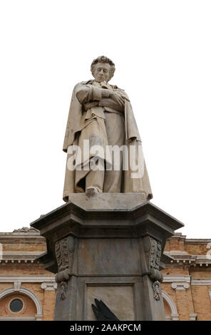 Recanati, MC, Italia - 2 novembre 19: Statua di Giacomo Leopardi un grande poeta e scrittore nella piazza principale Foto Stock