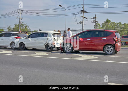 Incidente di auto, collisione del veicolo, Multi car collision, Thailandia, Sud-est asiatico Foto Stock