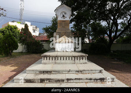 Kerkhoff olandese Poucut cimitero, l'olandese cimitero militare si trova vicino al centro della città di Banda Aceh accanto alla provincia di Aceh museo dello Tsunami. Foto Stock