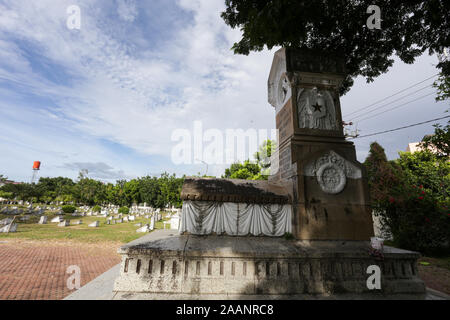 Kerkhoff olandese Poucut cimitero, l'olandese cimitero militare si trova vicino al centro della città di Banda Aceh accanto alla provincia di Aceh museo dello Tsunami. Foto Stock