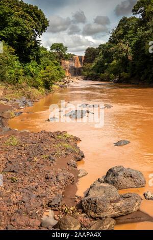 Etiopia, Rift Valley, Gamo Gofo Omo, Arba Minch, Adjoura (Ajora) cade su° Soke fiume che scorre verso il fiume Omo Foto Stock