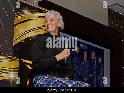 Glasgow, Regno Unito, 8 Novembre 2019: Tennis celebrity Judy Murray parlando a una donna Business Awards Ceremony. Credito; TERRY MURDEN / ALAMY Foto Stock