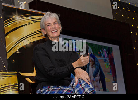 Glasgow, Regno Unito, 8 Novembre 2019: Tennis celebrity Judy Murray parlando a una donna Business Awards Ceremony. Credito; TERRY MURDEN / ALAMY Foto Stock