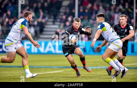 Londra, Regno Unito. 23 Nov, 2019. Richard Wigglesworth dei Saraceni con la palla durante il rugby europeo Champions Cup match tra Saraceni e falchi pescatori presso il Parco di Allianz, Londra, Inghilterra il 23 novembre 2019. Foto di Phil Hutchinson. Solo uso editoriale, è richiesta una licenza per uso commerciale. Nessun uso in scommesse, giochi o un singolo giocatore/club/league pubblicazioni. Credit: UK Sports Pics Ltd/Alamy Live News Foto Stock