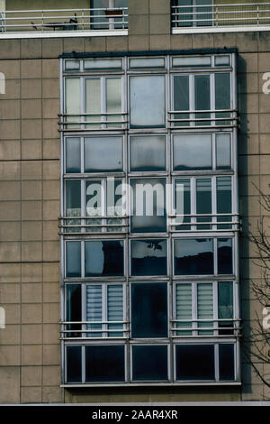 Reims Francia Novembre 22, 2019 la vista di un edificio situato a Reims nel pomeriggio Foto Stock