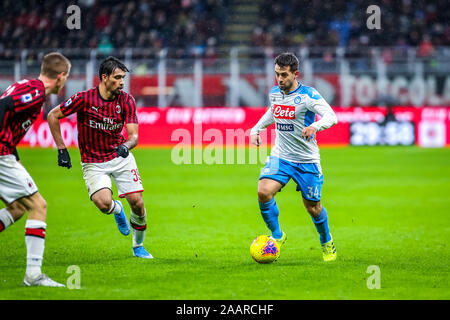 Milano, Italia. 23 Nov, 2019. amin younes (SSC Napoli)durante il Milan vs Napoli, italiano di calcio di Serie A del campionato Gli uomini di Milano, Italia, 23 novembre 2019 - LPS/Fabrizio Carabelli Credito: Fabrizio Carabelli/LP/ZUMA filo/Alamy Live News Foto Stock