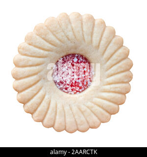 Un vintage stile britannico biscotto (cookie) con confettura di fragole in medio Foto Stock