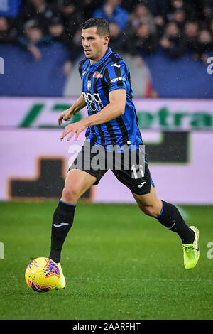 Bergamo, Italia. 01 gen 2016. Remo Freuler di Atalanta BC durante la Serie A match tra Atalanta e Juventus allo Stadio Azzurri d'Italia, Bergamo, Italia il 23 novembre 2019. Foto di Mattia Ozbot. Solo uso editoriale, è richiesta una licenza per uso commerciale. Nessun uso in scommesse, giochi o un singolo giocatore/club/league pubblicazioni. Credit: UK Sports Pics Ltd/Alamy Live News Foto Stock