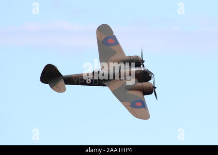 G-BPIV, un Bristol Blenheim Mk.1 operati da aeromobili restauro Company (arco), visualizzando ad est di Fortune 2015 Foto Stock