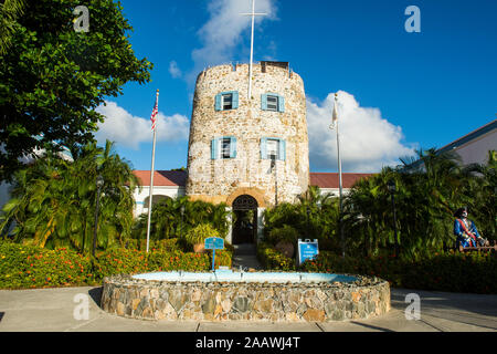 Vista di Barbablù il castello contro il cielo a Charlotte Amalie, Isole Vergini Americane Foto Stock