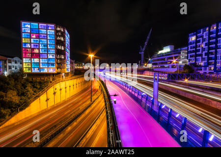 Nuova Zelanda, Isola del nord, Auckland City, Città strada di notte Foto Stock