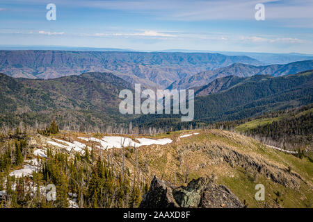 Il cielo del gate del Vista domina il sette demoni di montagna e l'Hells Canyon National Recreation Area in western Idaho. Foto Stock