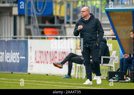 WAALWIJK, Paesi Bassi. 24 Nov, 2019. calcio eredivisie Olandese, stagione 2019-2020, RKC coach Fred Grim, durante la partita RKC - Emmen, Credito: Pro scatti/Alamy Live News Foto Stock