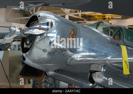 Curtiss-Wright A-22 (CW-22) Falcon all'Evergreen Aviation and Space Museum di McMinnville, Oregon Foto Stock