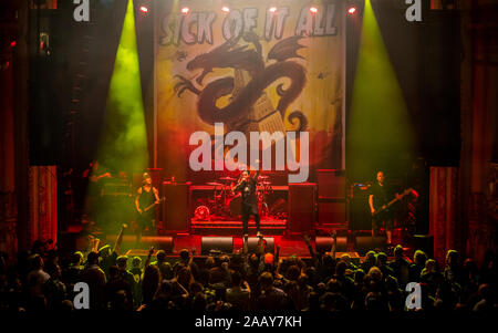 Malato di tutto effettuando al O2 Academy in Bournemouth. Credito: Charlie Raven/Alamy Foto Stock