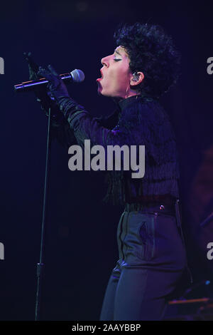 Sunrise FL, Stati Uniti d'America. 23 Nov, 2019. Emily re esegue al BB&T Center il 23 novembre 2019 in Sunrise, Florida. Credito: Mpi04/media/punzone Alamy Live News Foto Stock