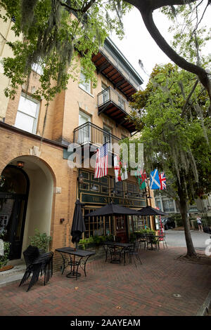 Sei pence british pub bar a Savannah in Georgia negli Stati Uniti Foto Stock