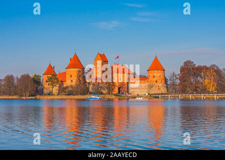 Il Castello di Trakai nella luce della sera, Lituania Foto Stock