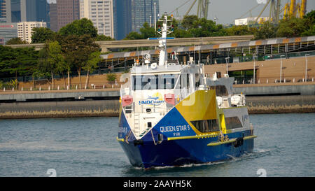 Sindo Ferry Queen Star 5 a Singapore Foto Stock