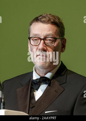 Amburgo, Germania. 29Sep, 2019. Michael Thalheimer, direttore parla al 2019 Douglas Sirk cerimonia del premio per l'attrice Hoss. Credito: Markus Scholz/dpa/Alamy Live News Foto Stock