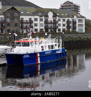 Aberystwyth Wales/UK Novembre 24 2019: Ambiente agenzia sondaggio marino nave 'Severn Guardian' ormeggiata in Aberystwyth Harbour. Foto Stock