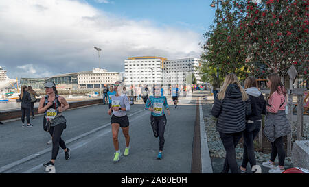 TRONDHEIM, Norvegia - 07 settembre 2019: atleti competere nel 2019 Trondheim marathon. Foto Stock