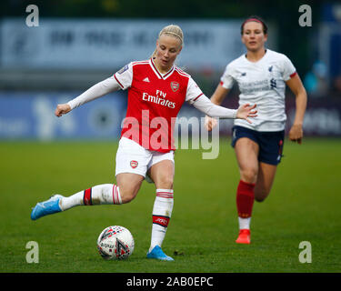 BOREHAMWOOD, Inghilterra - novembre 24: Beth Mead di Arsenal durante la Barclays donna Super League match tra Arsenal donne e donne di Liverpool a Mead Foto Stock