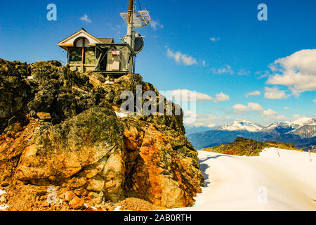 Il 16 giugno 2018, Whistler Canada: Editoriale foto di un edificio vicino alla vetta del Monte Blackcomb. Foto Stock