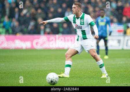GRONINGEN, 24-11-2019 Euroborg stadium, olandese Eredivisie stagione calcistica 2019/2020 . FC Groningen player Kaj Sierhuis durante la partita FC Groningen - Feyenoord Credito: Pro scatti/Alamy Live News Foto Stock