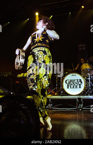 Josh Kiszka di Greta Van Fleet suona dal vivo all'Alcatraz il 24 novembre 2019 a Milano, Italia Foto Stock