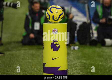 23 novembre 2019, American Express Community Stadium di Brighton e Hove, Inghilterra; Premier League, Brighton e Hove Albion v Leicester City :Match Ball Credito: Phil Westlake/news immagini Foto Stock