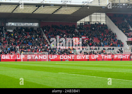 24 novembre 2019, Riverside Stadium, Middlesbrough, Inghilterra; Sky scommessa campionato, Middlesbrough v Hull City : Middlesbrough tifosi mostrano il loro sostegno Credito: Iam Masterizza/news immagini Foto Stock