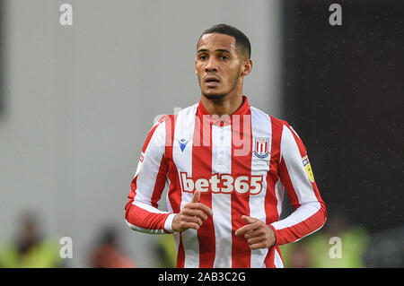 23 novembre 2019, Bet365 Stadium, Stoke-on-Trent, Inghilterra; Sky scommessa campionato, Stoke City v Wigan Athletic : Thomas Ince (7) di Stoke City durante il gioco Credito: Richard Long/news immagini Foto Stock