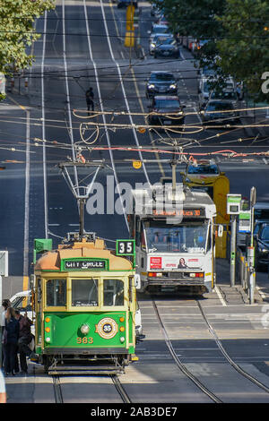 Australia, Victoria, Melbourne, Aprile 11, 2019 - Melbourne City Circle Tram. I tram sono una forma importante di trasporto pubblico in Melbourne. Da maggio 2017, Foto Stock