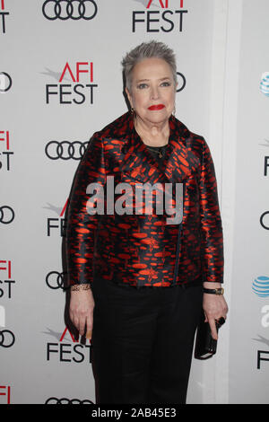 Los Angeles, Stati Uniti d'America. Xx Nov, 2019. Kathy Bates 11/20/2019 AFI Fest 2019 Screening di Gala "Richard Jewell" tenutasi presso la leva TCL Chinese Theatre di Los Angeles, CA Credito: Cronos/Alamy Live News Foto Stock