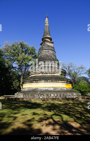 Wat Suan Umong Puthatham è un tempio buddista nel centro storico ed è un tempio Buddista è una grande attrazione turistica in Chiang Mai, Thailandia. Foto Stock