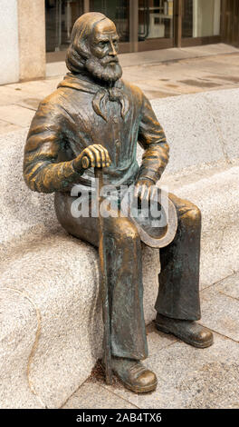 La statua di Giuseppe Garibaldi, un grande italiano generale e nazionalista in La Maddalena town, La Maddalena isola, la Sardegna, Olbia-Temio, Italia Foto Stock