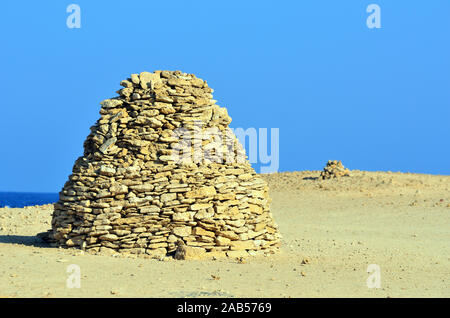 Pile di pietra a Marsa Alam Egitto Foto Stock