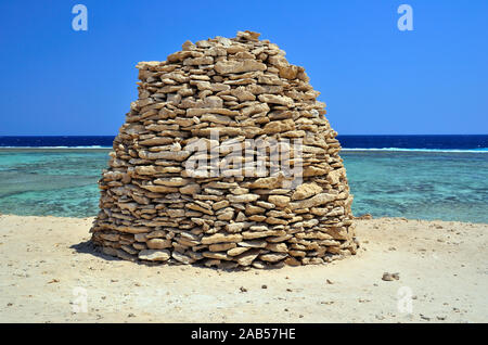 Pile di pietra a Marsa Alam Egitto Foto Stock