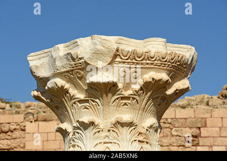 Arte in pietra, Romano testa colonna Foto Stock