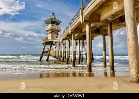 Huntington Beach Pier. Prese a Huntington Beach, Orange County, California, Stati Uniti d'America Foto Stock