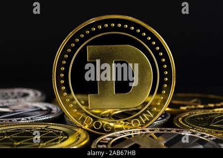 DOGE Dogecoin cryptocurrency mezzi di pagamento nel settore finanziario Foto Stock