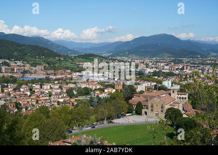 Bergamo bassa visto da Bergamo Alta, Lombardia, Italia, Europa Foto Stock