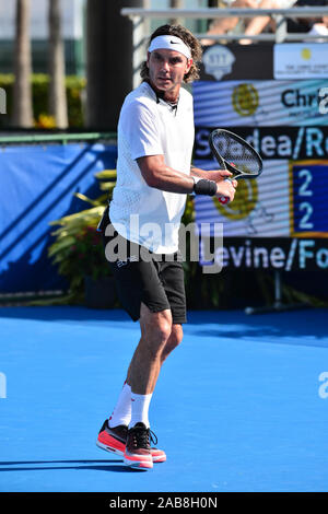 DELRAY Beach, FL - novembre 23: Gavin Rossdale assiste il 30TH Annuale Chris Evert Pro-Celebrity classico del tennis al Delray Beach Tennis Center il 23 novembre 2019 in Delray Beach, Florida. Credito: MPI10 / MediaPunch Foto Stock