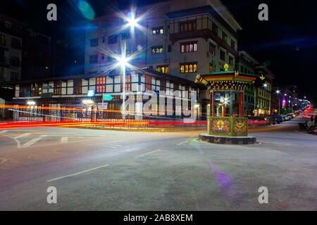 Thimphu città vista notturna Foto Stock