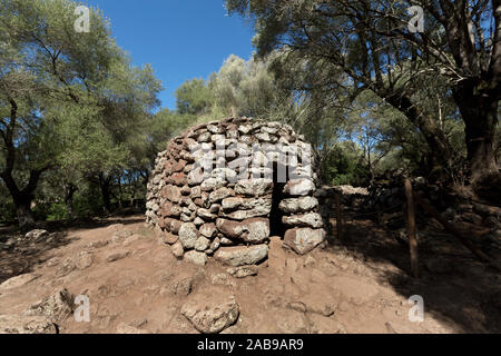 Antico villaggio nuragico vicino a Paulilatino, Oristano, Sardegna, Italia. Foto Stock